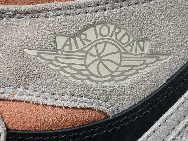 Cheap MAX Jordan Retro OG Grey Neutral 1 555088-018 High Air 0519